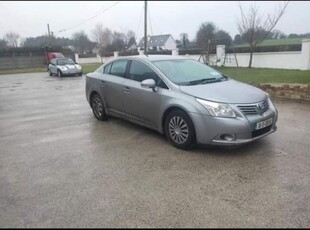 2010 - Toyota Avensis ---