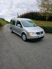 2010 - Volkswagen Caddy ---