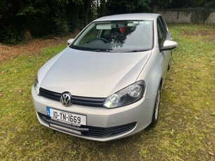 2010 - Volkswagen Golf Manual