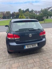 2010 - Volkswagen Golf Manual