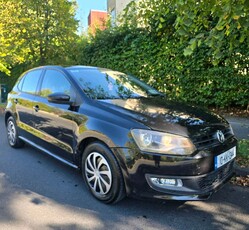 2010 - Volkswagen Polo Manual