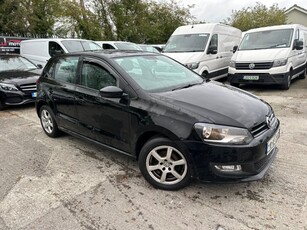 2010 - Volkswagen Polo Manual