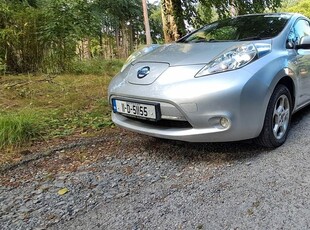 2011 - Nissan Leaf Automatic