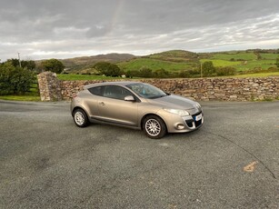 2011 - Renault Megane Manual