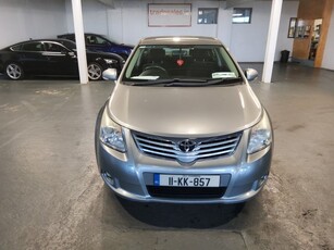 2011 - Toyota Avensis Manual