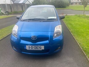 2011 - Toyota Yaris Manual