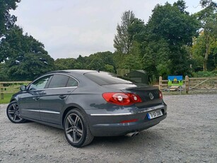 2011 - Volkswagen Passat Manual