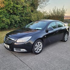 2012 - Opel Insignia Manual