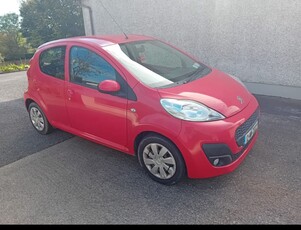 2012 - Peugeot 107 Manual