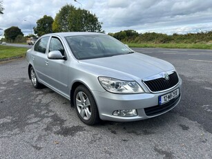 2012 - Skoda Octavia Manual