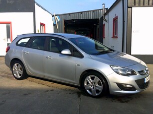 2012 - Vauxhall Astra