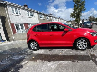 2012 - Volkswagen Polo Manual