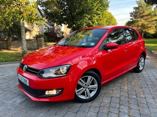 2012 - Volkswagen Polo Manual