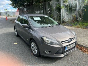 2013 - Ford Focus Manual