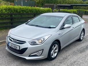 2013 - Hyundai i40 Manual