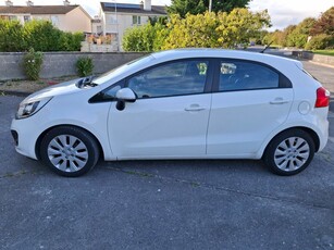 2013 - Kia Rio Manual