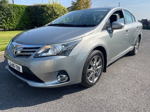 2013 - Toyota Avensis Manual