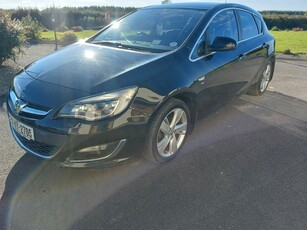 2013 - Vauxhall Astra Manual