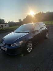 2013 - Volkswagen Golf Manual