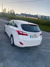 2014 - Hyundai i30 Manual