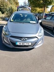 2014 - Hyundai i30 Manual