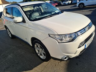 2014 - Mitsubishi Outlander Manual