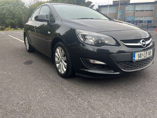 2014 - Opel Astra Manual