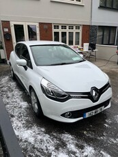 2014 - Renault Clio Manual