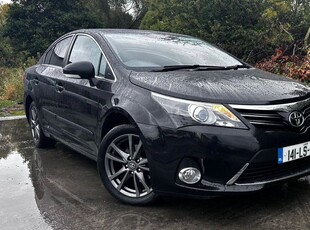 2014 - Toyota Avensis Manual