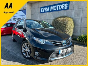 2015 (151) Toyota Auris