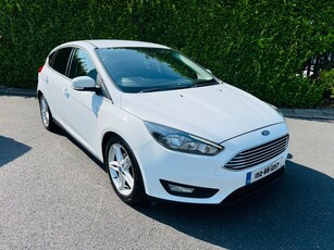 2015 - Ford Focus Manual