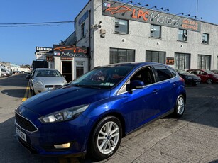 2015 - Ford Focus Manual