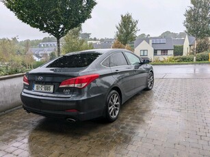 2015 - Hyundai i40 Manual