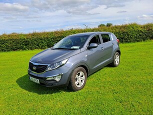 2015 - Kia Sportage Manual