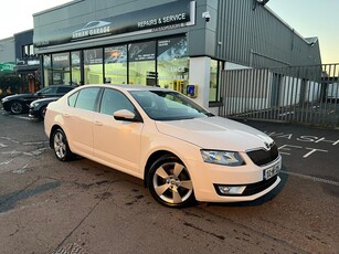 2015 - Skoda Octavia Manual