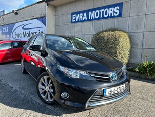 2015 - Toyota Auris Automatic