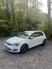 2015 - Volkswagen Golf Manual