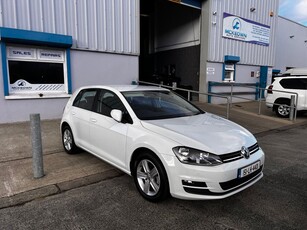 2015 - Volkswagen Golf Manual