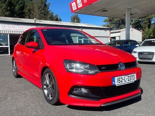 2015 - Volkswagen Polo Manual