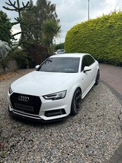 2016 - Audi A4 Manual