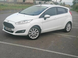 2016 - Ford Fiesta Manual