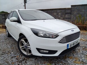 2016 - Ford Focus Manual