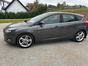 2016 - Ford Focus Manual