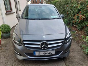 2016 - Mercedes-Benz B-Class Manual