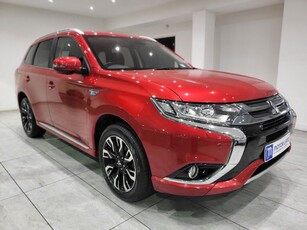 2016 - Mitsubishi Outlander Automatic