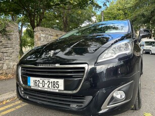 2016 - Peugeot 5008 Manual