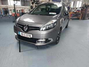 2016 - Renault Grand Megane Manual