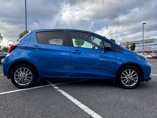 2016 - Toyota Yaris Manual