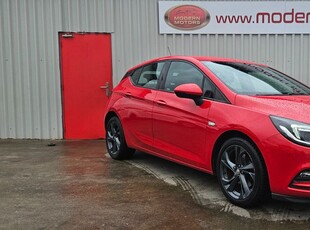 2016 - Vauxhall Astra Manual