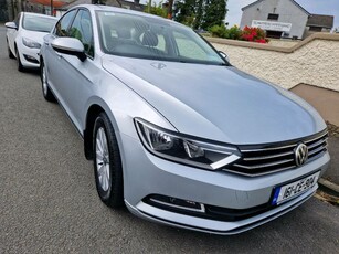 2016 - Volkswagen Passat Manual